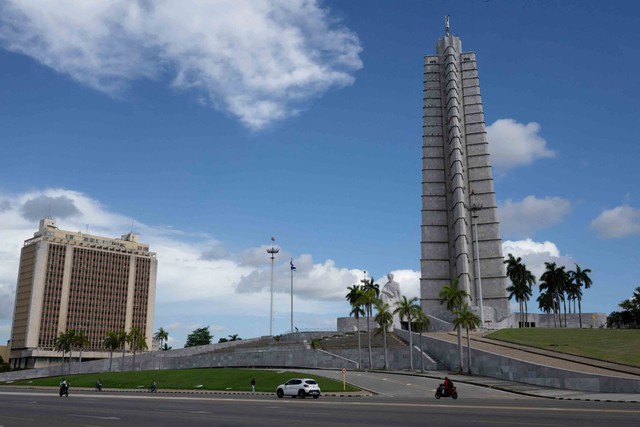 Cuba thông qua chương trình cải cách lịch sử - Ảnh 1.