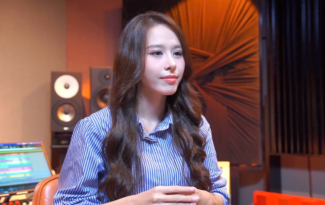 Quế Anh, Ngọc Hằng lan tỏa tinh thần tuổi trẻ qua MV 'Áo xanh gọi tương lai'- Ảnh 2. Quế Anh, Ngọc Hằng lan tỏa tinh thần tuổi trẻ qua MV 'Áo xanh gọi tương lai'- Ảnh 2.