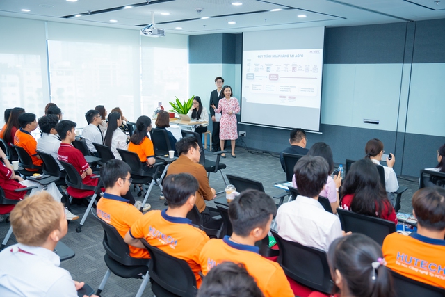 Chạm chuẩn giáo dục Anh quốc cùng chương trình Cử nhân UWE Bristol tại HUTECH - Ảnh 3. Chạm chuẩn giáo dục Anh quốc cùng chương trình Cử nhân UWE Bristol tại HUTECH - Ảnh 3.