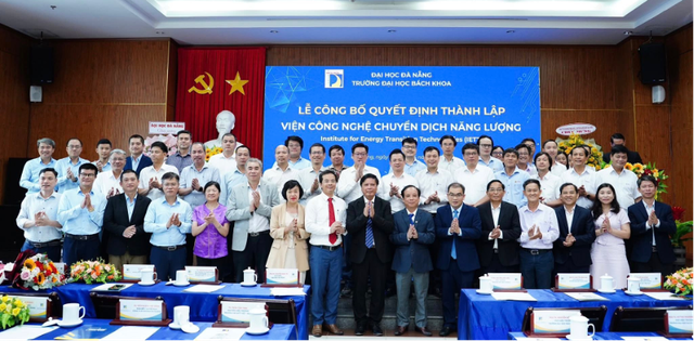 Hướng đến đại học trọng điểm quốc gia, thuộc Top đầu châu Á - Ảnh 1.