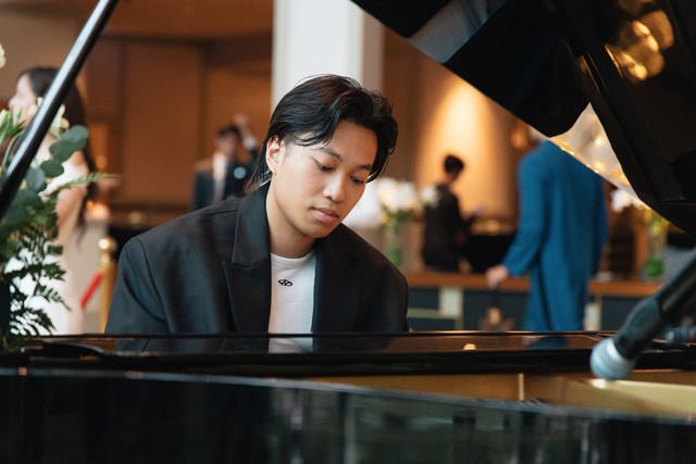Nghệ sĩ piano gốc Việt nổi tiếng trên TikTok toàn cầu biểu diễn tại TP.HCM - Ảnh 1.