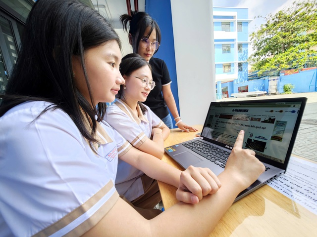 TP.HCM bắt đầu nhận đơn phúc khảo lớp 10, ngày 30.6 công bố kết quả - Ảnh 1.