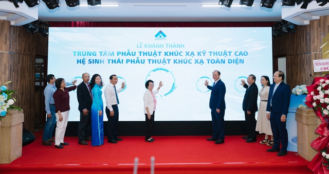 Bệnh viện Mắt TP.HCM mở trung tâm chuyên sâu - Ảnh 1.