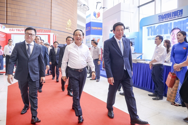 Báo chí tiên phong trong kỷ nguyên mới- Ảnh 2. Báo chí tiên phong trong kỷ nguyên mới- Ảnh 2.