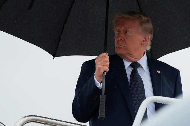 Chính quyền ông Trump lùi bước trong vụ lập quỹ 1,8 tỉ USD- Ảnh 1. Chính quyền ông Trump lùi bước trong vụ lập quỹ 1,8 tỉ USD- Ảnh 1.