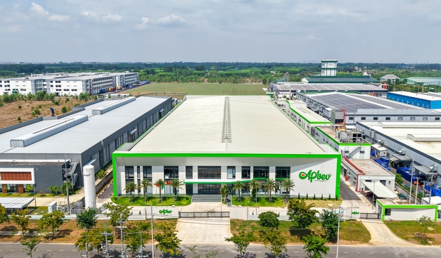 Thêm doanh nghiệp gia nhập thị trường nước uống đóng chai- Ảnh 1. Thêm doanh nghiệp gia nhập thị trường nước uống đóng chai- Ảnh 1.