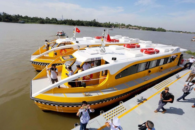 TP.HCM sắp có thêm loạt tuyến buýt đường sông- Ảnh 1. TP.HCM sắp có thêm loạt tuyến buýt đường sông- Ảnh 1.