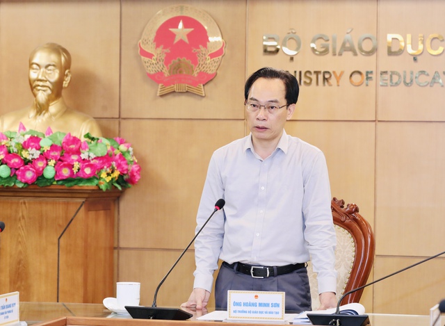 Bộ trưởng GD-ĐT: Kh&ocirc;ng để xảy ra sai phạm trong thi tốt nghiệp THPT- Ảnh 1.