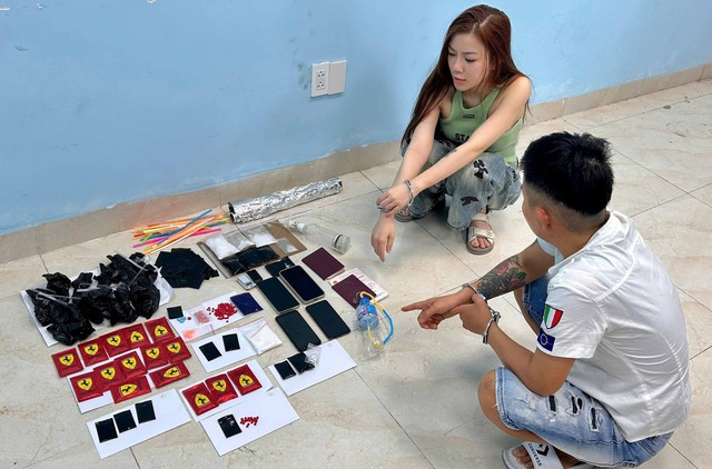 Đà Nẵng: Bắt 'bà trùm' 10X điều hành đường dây ma túy bán cho khách nước ngoài - Ảnh 3.