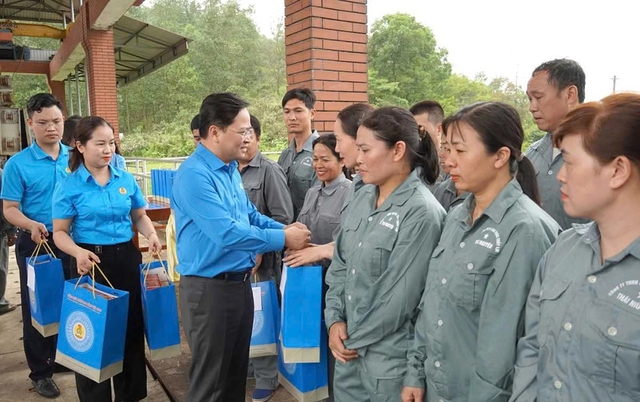 Đại hội XIV Công đoàn VN: Xây dựng Công đoàn vững mạnh toàn diện - Ảnh 2.