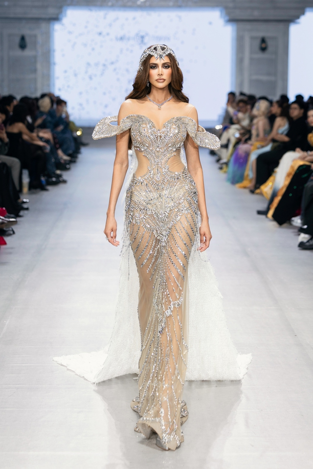 Miss Grand International All Stars 2026 làm vedette cho nhà thiết kế Nguyễn Minh Tuấn - Ảnh 4.