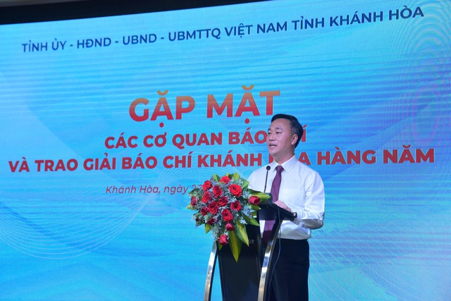 Chính quyền càng minh bạch thì báo chí càng thuận lợi- Ảnh 1. Chính quyền càng minh bạch thì báo chí càng thuận lợi- Ảnh 1.