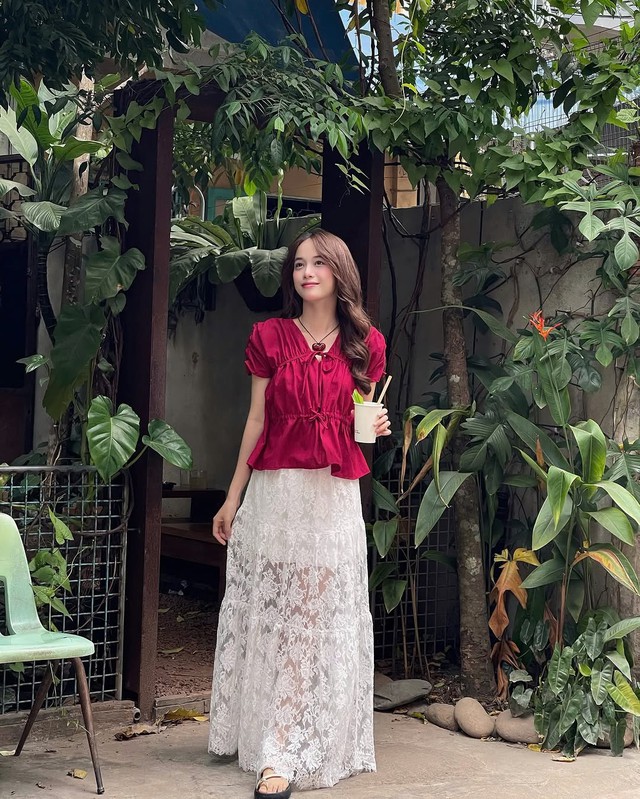 Mê mẩn nét kiêu sa từ những thiết kế ren- Ảnh 4. Mê mẩn nét kiêu sa từ những thiết kế ren- Ảnh 4.