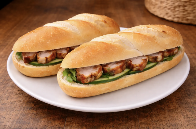 Bánh mì Việt Nam lên kệ chuỗi siêu thị 7-Eleven ở Nhật Bản - Ảnh 1.