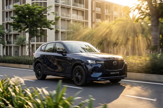 Gi&aacute; hơn 1,6 tỉ đồng, SUV cao cấp Mazda CX-60 c&oacute; g&igrave; đặc biệt? - Ảnh 2.