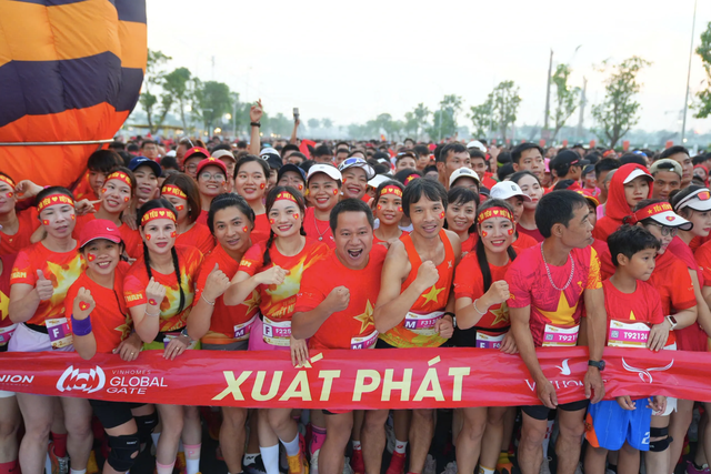 15.000 VĐV tham gia giải chạy 'Việt Nam t&ocirc;i đ&oacute;' tr&ecirc;n cung đường tuyệt đẹp- Ảnh 1.