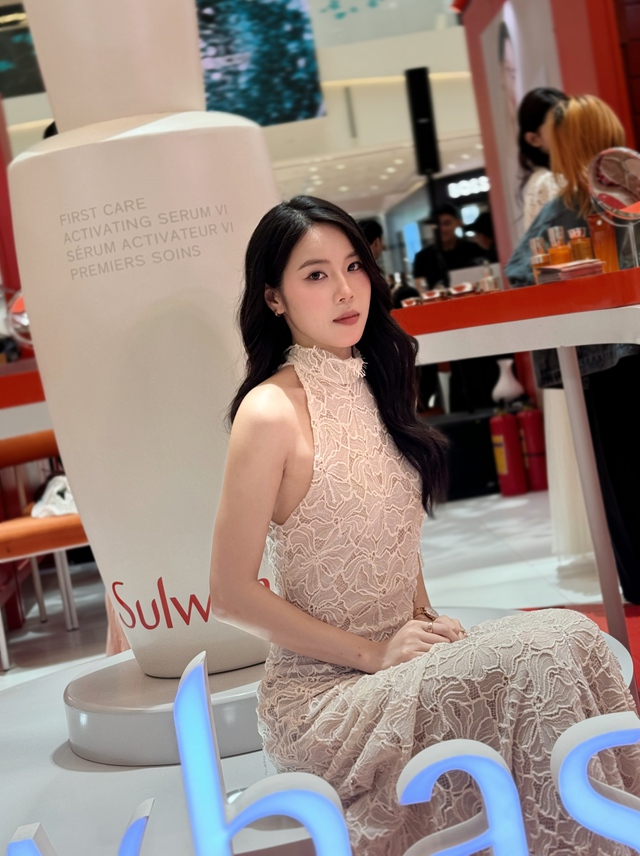 Diệu Linh - Gen Z theo đuổi đam m&ecirc;, tri thức v&agrave; gu thẩm mỹ ri&ecirc;ng - Ảnh 3.