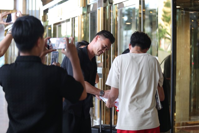 Lê Giang Patrik nói lời gan ruột về Nguyễn Filip: 'Cậu ấy không lên đội tuyển Việt Nam vì...'- Ảnh 2. Lê Giang Patrik nói lời gan ruột về Nguyễn Filip: 'Cậu ấy không lên đội tuyển Việt Nam vì...'- Ảnh 2.