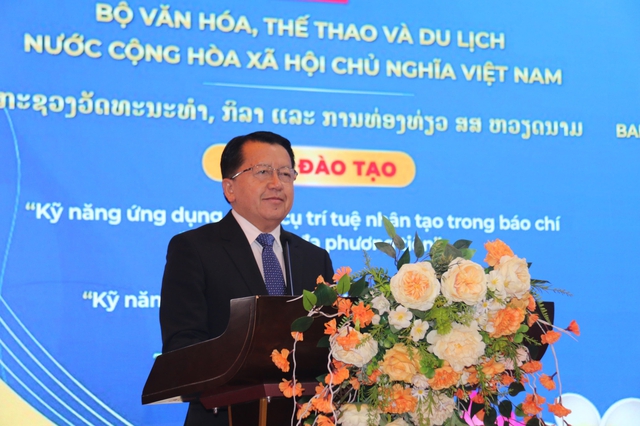 Việt Nam hỗ trợ đào tạo kỹ năng báo chí hiện đại cho nhà báo Lào- Ảnh 1. Việt Nam hỗ trợ đào tạo kỹ năng báo chí hiện đại cho nhà báo Lào- Ảnh 1.
