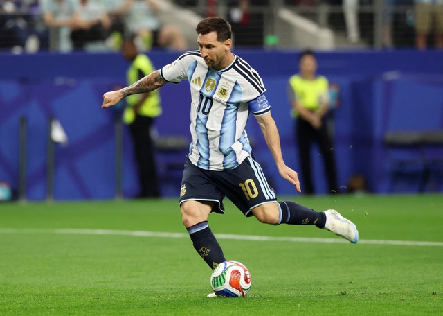 FIFA bất ngờ muốn đổi luật giữa World Cup, Chủ tịch Infantino lên tiếng về tranh cãi- Ảnh 2. FIFA bất ngờ muốn đổi luật giữa World Cup, Chủ tịch Infantino lên tiếng về tranh cãi- Ảnh 2.