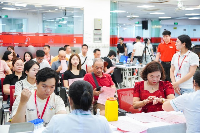 Thiên Khôi Group tiếp nhận 1.335 đơn vị máu từ Hành trình Đỏ 2026 - Ảnh 3.