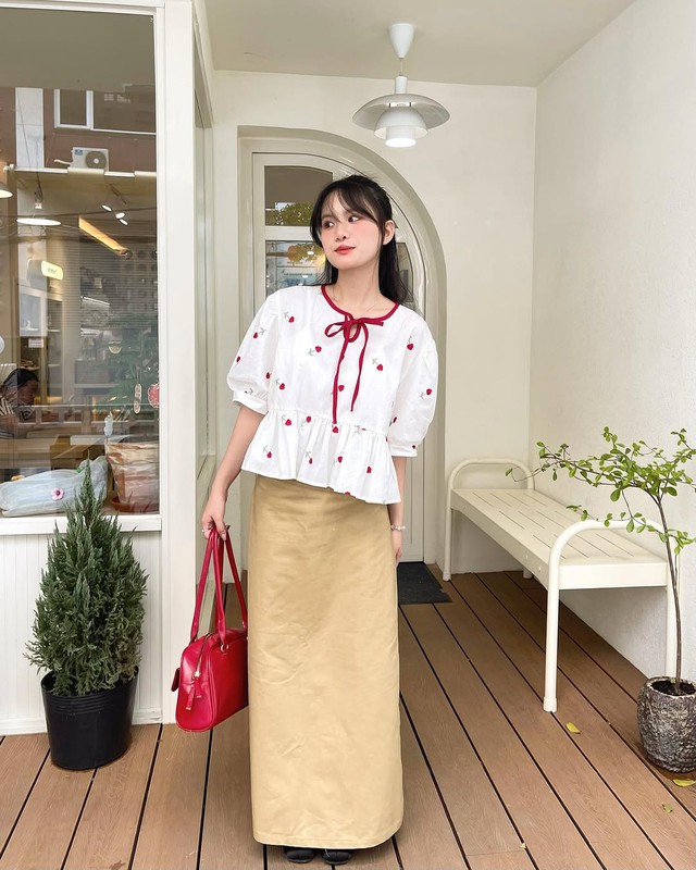 Nâng cấp diện mạo đơn giản nhờ sức hút từ trang phục kaki- Ảnh 7. Nâng cấp diện mạo đơn giản nhờ sức hút từ trang phục kaki- Ảnh 7.