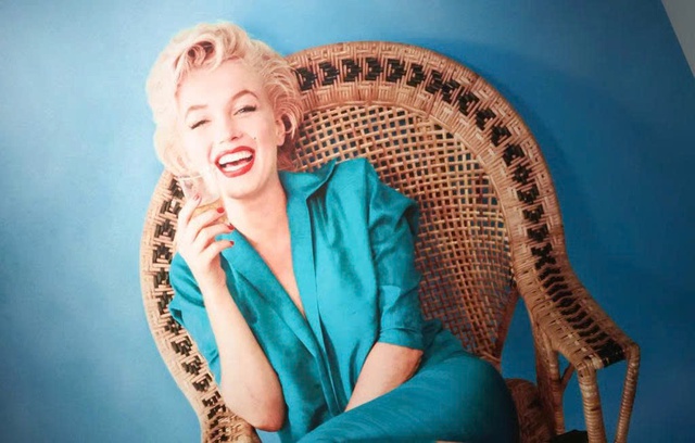 Tài liệu mới chứng minh cái chết của minh tinh Marilyn Monroe bị dàn dựng- Ảnh 3. Tài liệu mới chứng minh cái chết của minh tinh Marilyn Monroe bị dàn dựng- Ảnh 3.