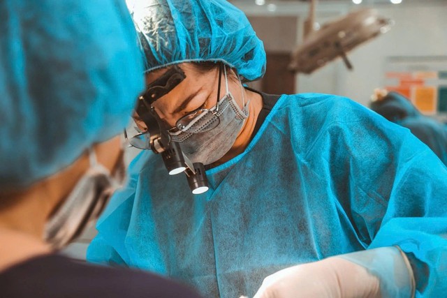 Th.S-Bác sĩ Thanh Tuyền khởi xướng dự án cộng đồng ‘Sẹo thẩm mỹ 0 đồng’- Ảnh 2.