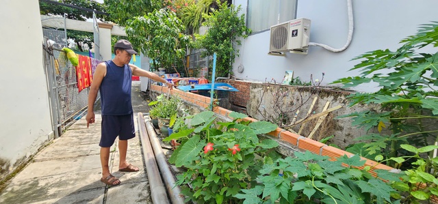 Người d&acirc;n bức x&uacute;c v&igrave; rạch &ocirc;ng D&iacute; bị lấn chiếm g&acirc;y ngập khu d&acirc;n cư - Ảnh 5.