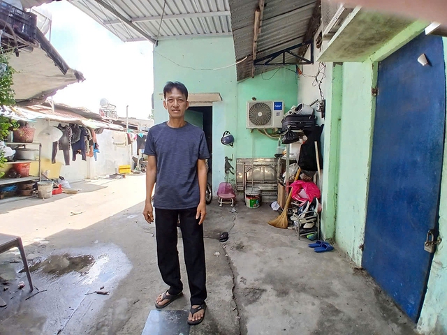 Người đ&agrave;n &ocirc;ng tho&aacute;t cảnh t&agrave;n phế nhờ bạn đọc B&aacute;o Thanh Ni&ecirc;n- Ảnh 1.