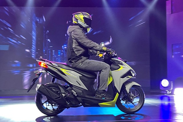 Honda Vario Evo 160 c&oacute; g&igrave; kh&aacute;c so với mẫu cũ đang ph&acirc;n phối tại Việt Nam? - Ảnh 4.