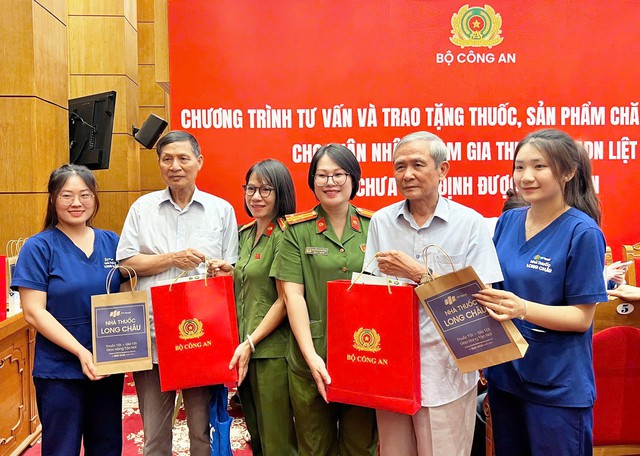 Ph&aacute;t động cao điểm thu nhận ADN th&acirc;n nh&acirc;n liệt sĩ tr&ecirc;n to&agrave;n quốc - Ảnh 2.