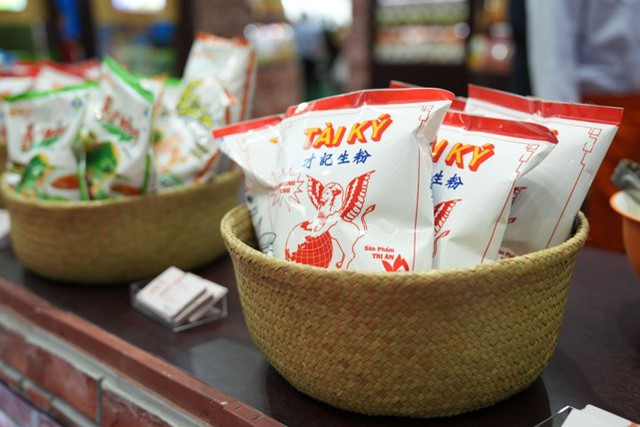 Tài Ký: Nửa thế kỷ âm thầm đứng sau những món quen vị nhà - Ảnh 1.