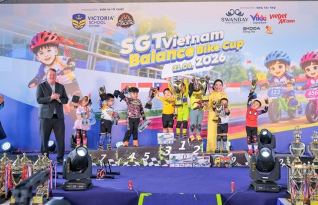 Victoria School tổ chức giải đua xe thăng bằng quy tụ gần 300 vận động viên nhí - Ảnh 4.