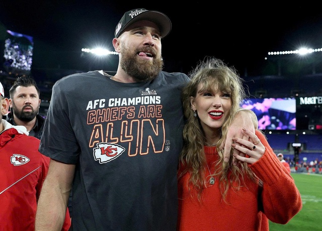 Taylor Swift xin giấy ph&eacute;p tổ chức sự kiện, ng&agrave;y cưới nữ ca sĩ đang đến gần? - Ảnh 1.