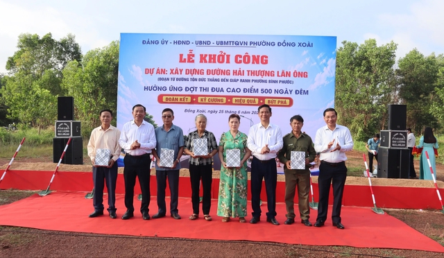 Đồng Nai: Người d&acirc;n hiến 3,2 ha đất trị gi&aacute; hơn 15 tỉ đồng để mở đường - Ảnh 3.