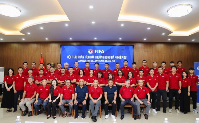 FIFA chỉ ra hướng ph&aacute;t triển b&oacute;ng đ&aacute; phong tr&agrave;o Việt Nam- Ảnh 6.