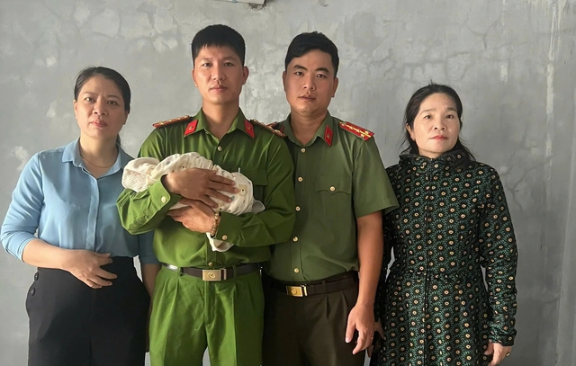  'Em là sinh viên...'- Ảnh 1.