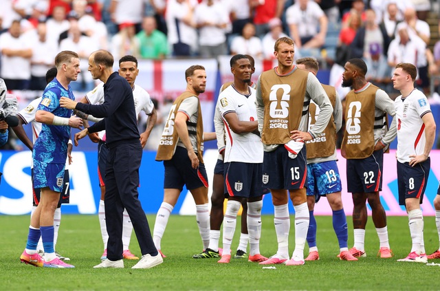 Declan Rice g&acirc;y lo lắng cho đội tuyển Anh, HLV Tuchel cho cầu thủ đi chơi golf - Ảnh 2.