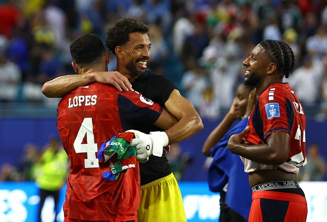 Thủ m&ocirc;n Vozinha, người h&ugrave;ng 40 tuổi của Cabo Verde lỡ cơ hội sang Brazil- Ảnh 1.