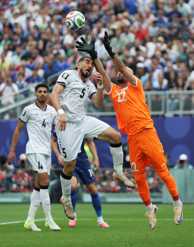 B&oacute;ng đ&aacute; ch&acirc;u &Aacute; vẫn &lsquo;chới với&rsquo; ở World Cup, may c&oacute; Nhật Bản &lsquo;gỡ gạc thể diện&rsquo;- Ảnh 4.