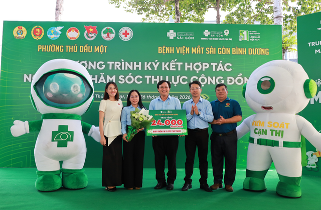 K&yacute; kết hợp t&aacute;c chiến lược 5 năm: Chăm s&oacute;c thị lực cho người d&acirc;n B&igrave;nh Dương - Ảnh 2.