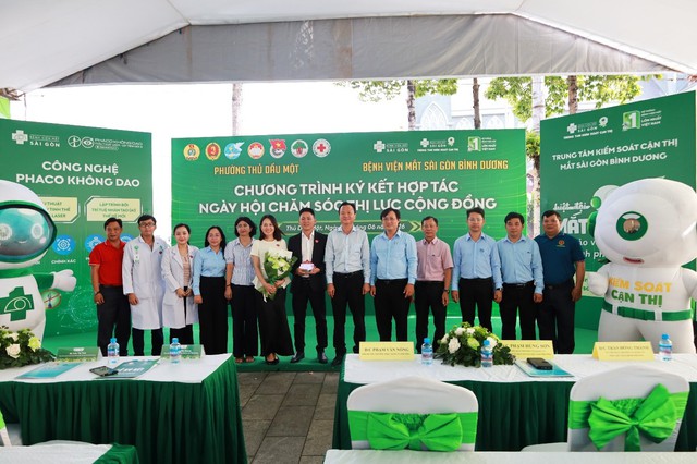 K&yacute; kết hợp t&aacute;c chiến lược 5 năm: Chăm s&oacute;c thị lực cho người d&acirc;n B&igrave;nh Dương - Ảnh 3.