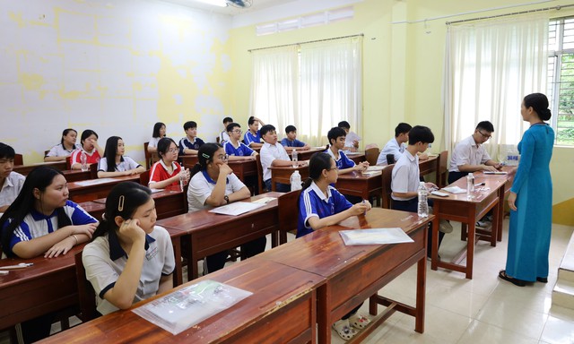 1.269 học sinh C&agrave; Mau tranh 665 suất v&agrave;o hai trường THPT chuy&ecirc;n năm học 2026   - Ảnh 3.