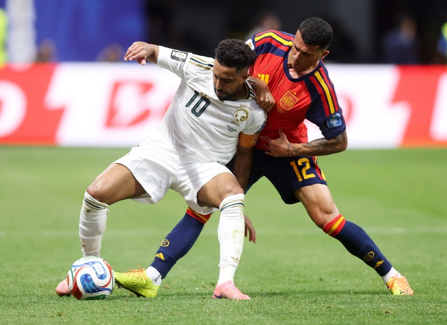 B&oacute;ng đ&aacute; ch&acirc;u &Aacute; vẫn &lsquo;chới với&rsquo; ở World Cup, may c&oacute; Nhật Bản &lsquo;gỡ gạc thể diện&rsquo;- Ảnh 2.