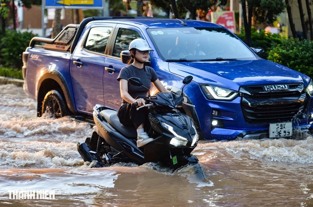 Miền Bắc chấm dứt đợt nắng n&oacute;ng 9 ng&agrave;y, mưa gi&ocirc;ng hết th&aacute;ng 6- Ảnh 1.