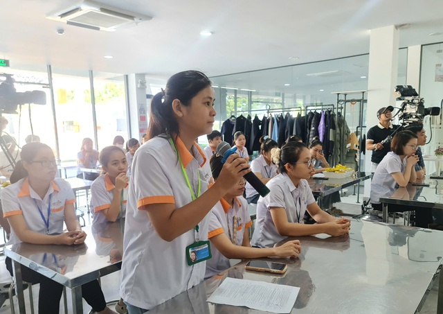 BHXH Kh&aacute;nh H&ograve;a đưa ch&iacute;nh s&aacute;ch an sinh đến từng người d&acirc;n v&agrave; doanh nghiệp- Ảnh 1.