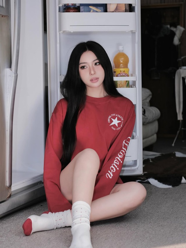 Ph&aacute; vỡ sự đơn điệu với &aacute;o oversized đầy ngẫu hứng- Ảnh 7.