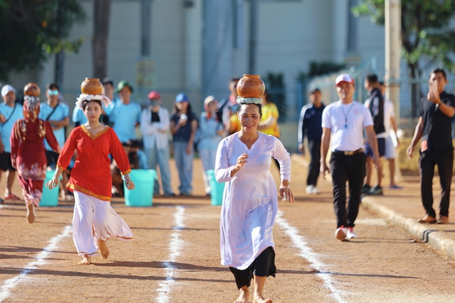 Sắc m&agrave;u Ng&agrave;y hội Văn h&oacute;a d&acirc;n tộc Chăm- Ảnh 10.