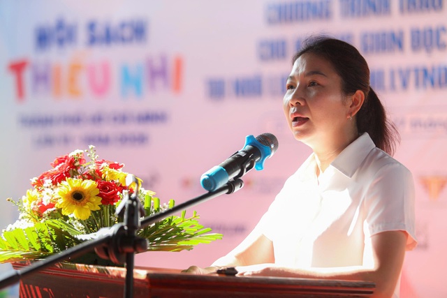 Hứa Vĩ Văn về Đất Đỏ lan tỏa văn h&oacute;a đọc, truyền cảm hứng cho học sinh- Ảnh 3.